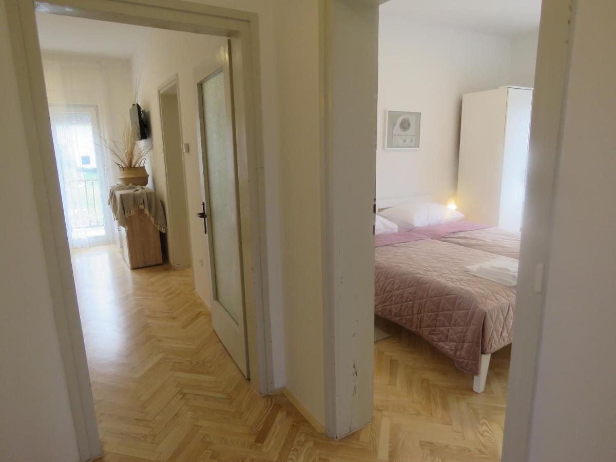 Sani Apartments Sveti Kriz Zacretje Exterior photo